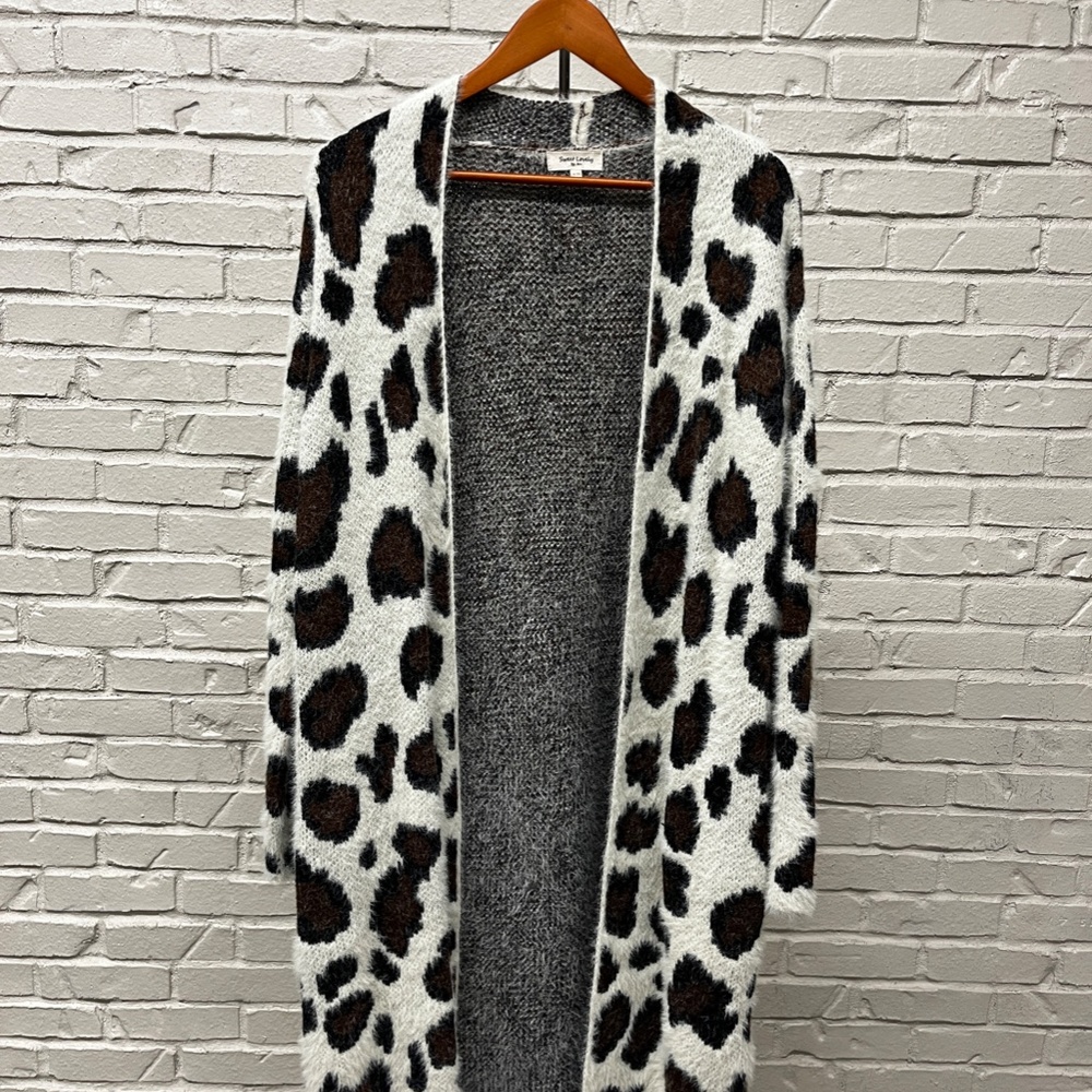 Sweet Lovely Brand - Animal Print Sweater - 1XL Mid-Calf Length